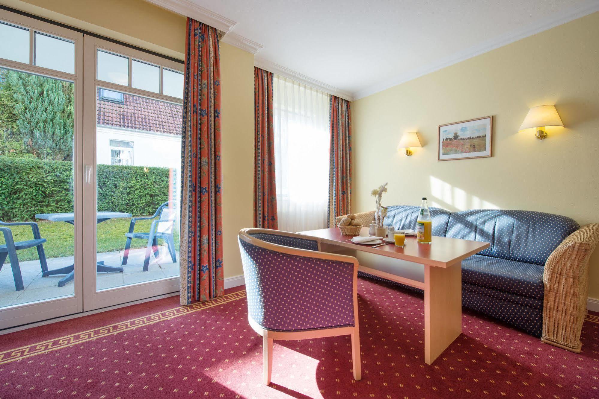 Aparthotel Kuehlungsborn, Villa Am Konzertgarten Εξωτερικό φωτογραφία