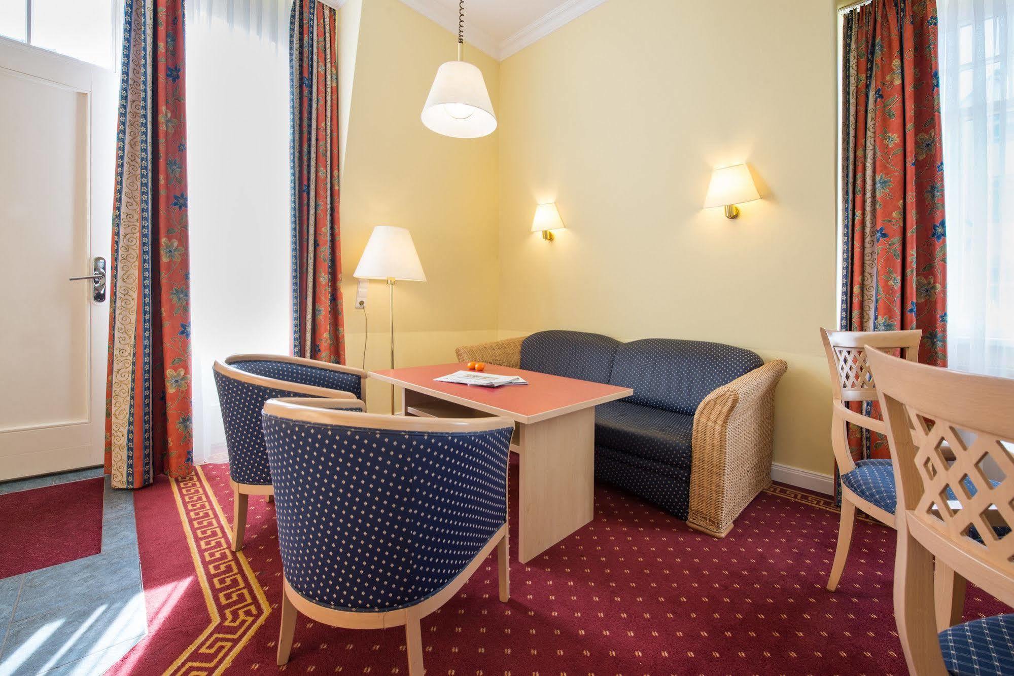Aparthotel Kuehlungsborn, Villa Am Konzertgarten Εξωτερικό φωτογραφία